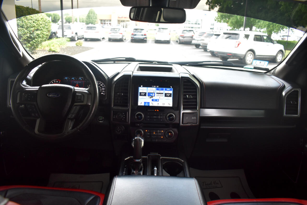 2017 Ford F-150 Lariat photo 18