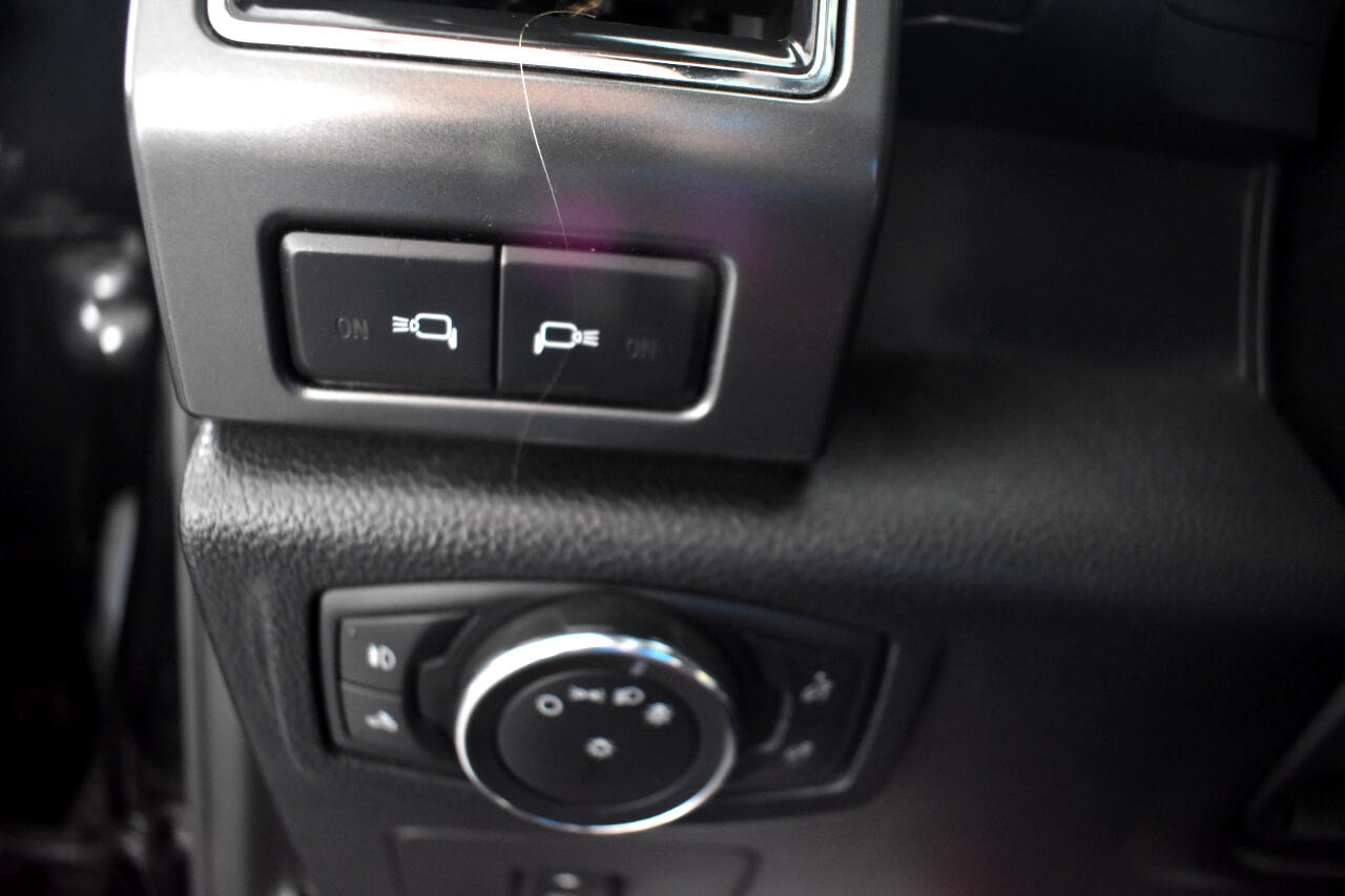 2017 Ford F-150 Lariat photo 37