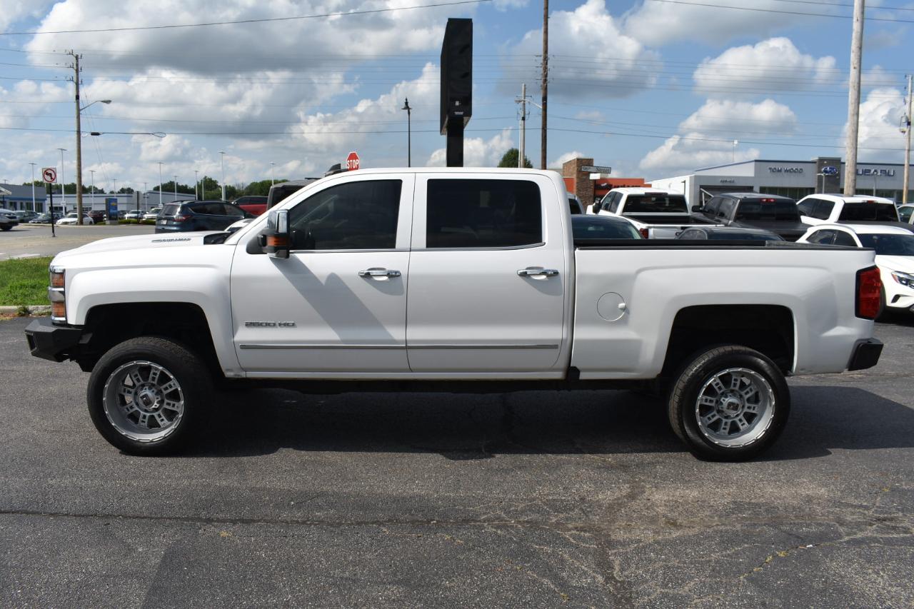 2019 Chevrolet Silverado 2500HD LTZ - Photo 8