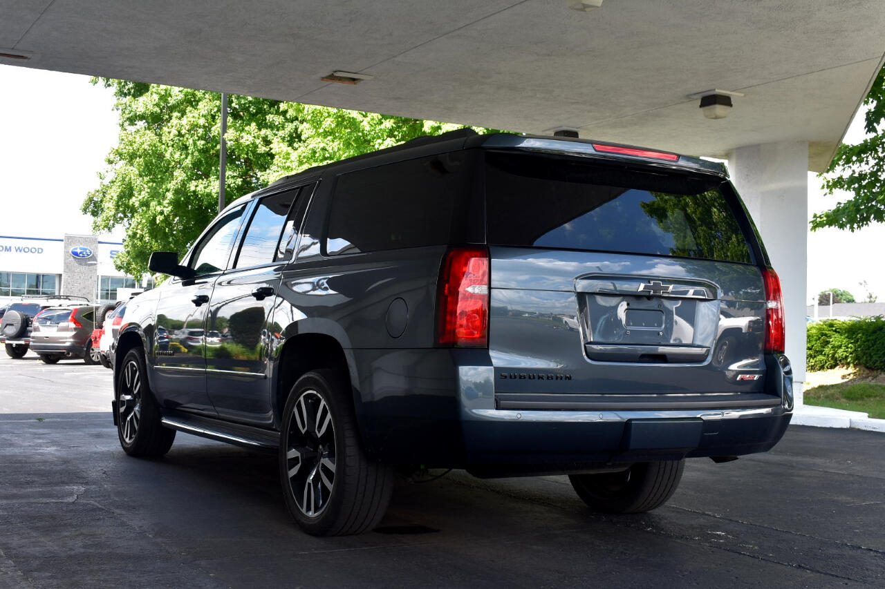 2019 Chevrolet Suburban Premier photo 3
