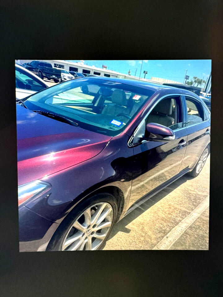 2013 Toyota Avalon XLE photo 2