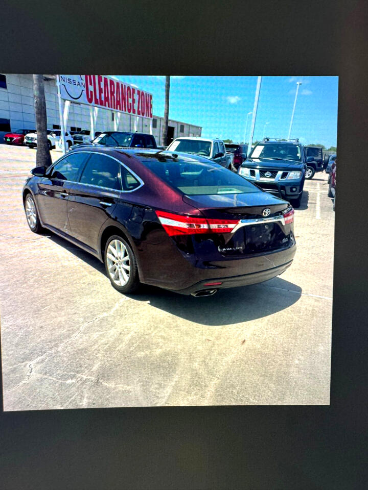 2013 Toyota Avalon XLE photo 3
