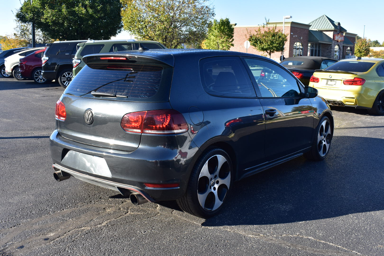 Volkswagen GTI 2-door 2012