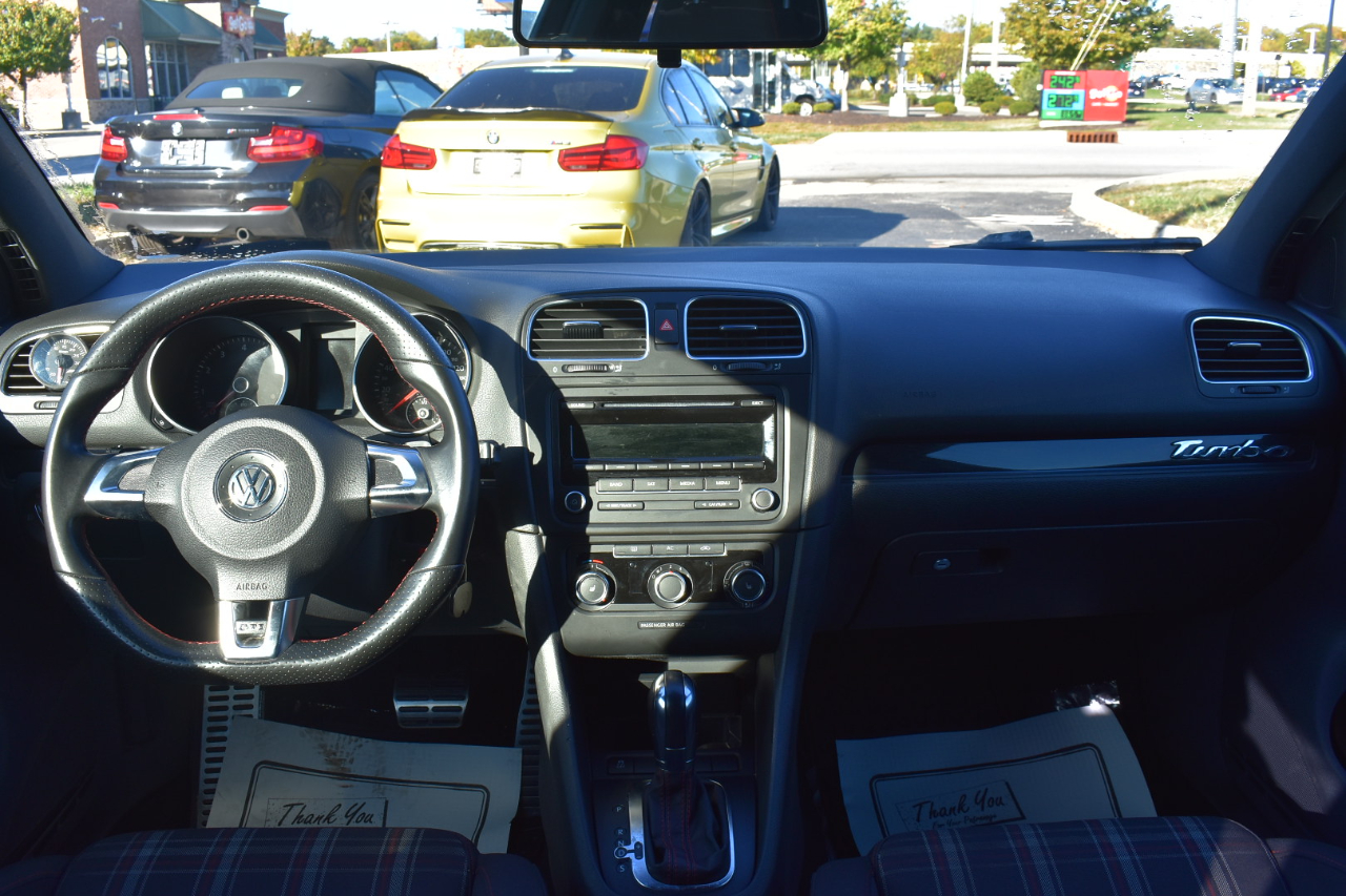 Volkswagen GTI 2-door 2012