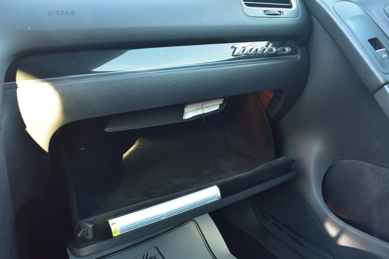 Volkswagen GTI 2-door 2012