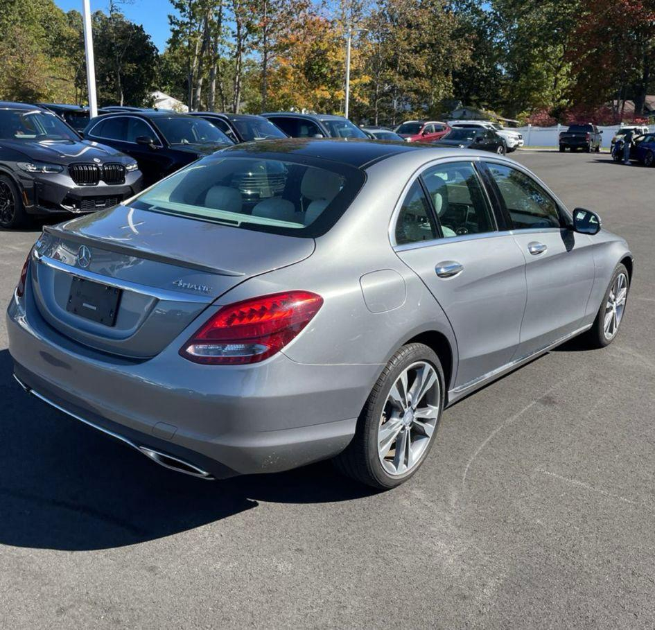 2016 Mercedes Benz C 300 4MATIC Sedan photo 2