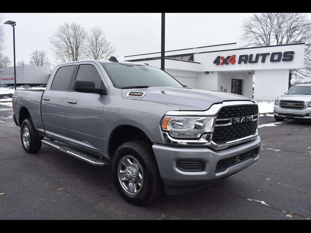 2022 RAM 2500 Tradesman Crew Cab SWB 4WD