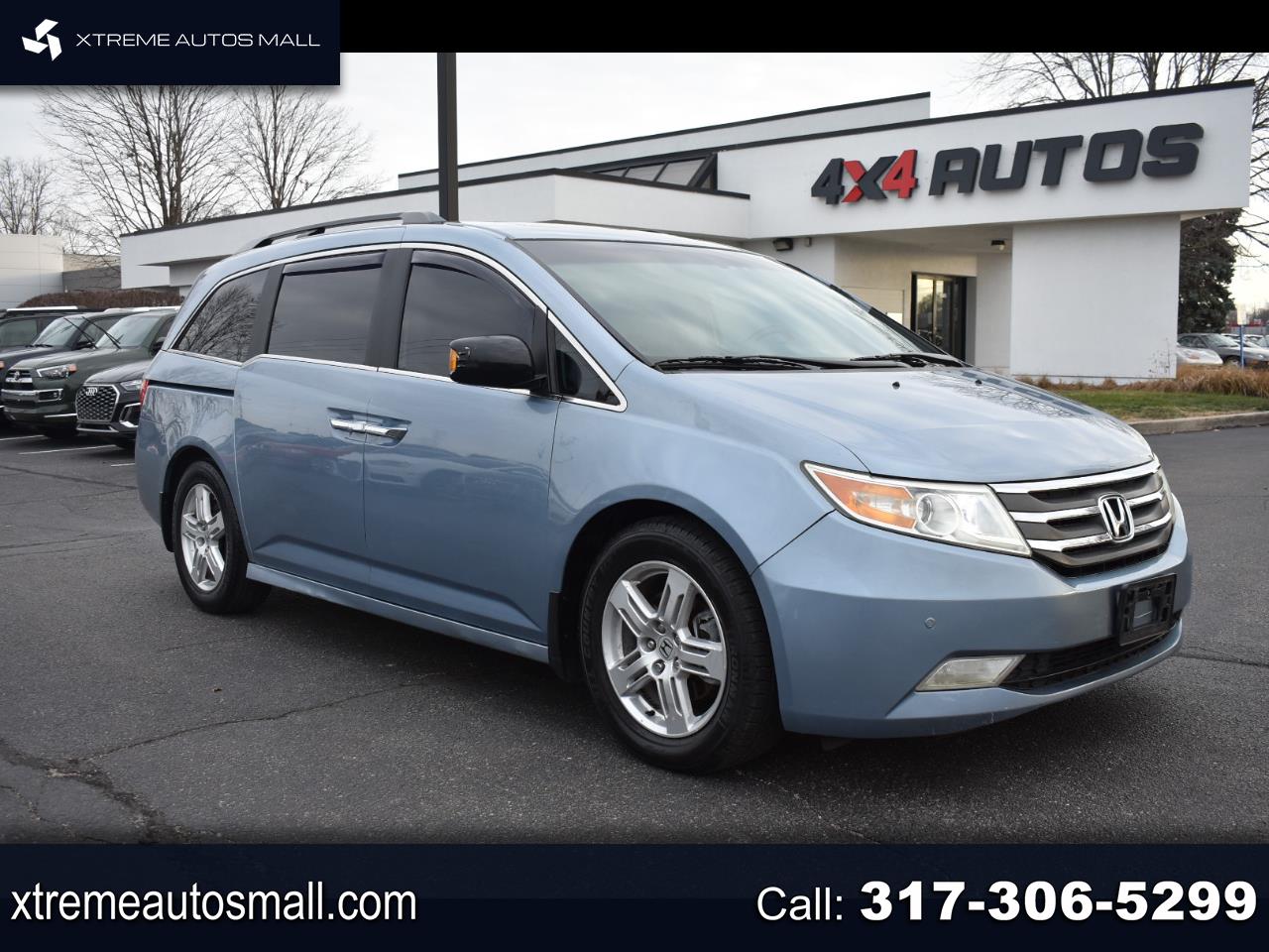2011 Honda Odyssey Touring's photo