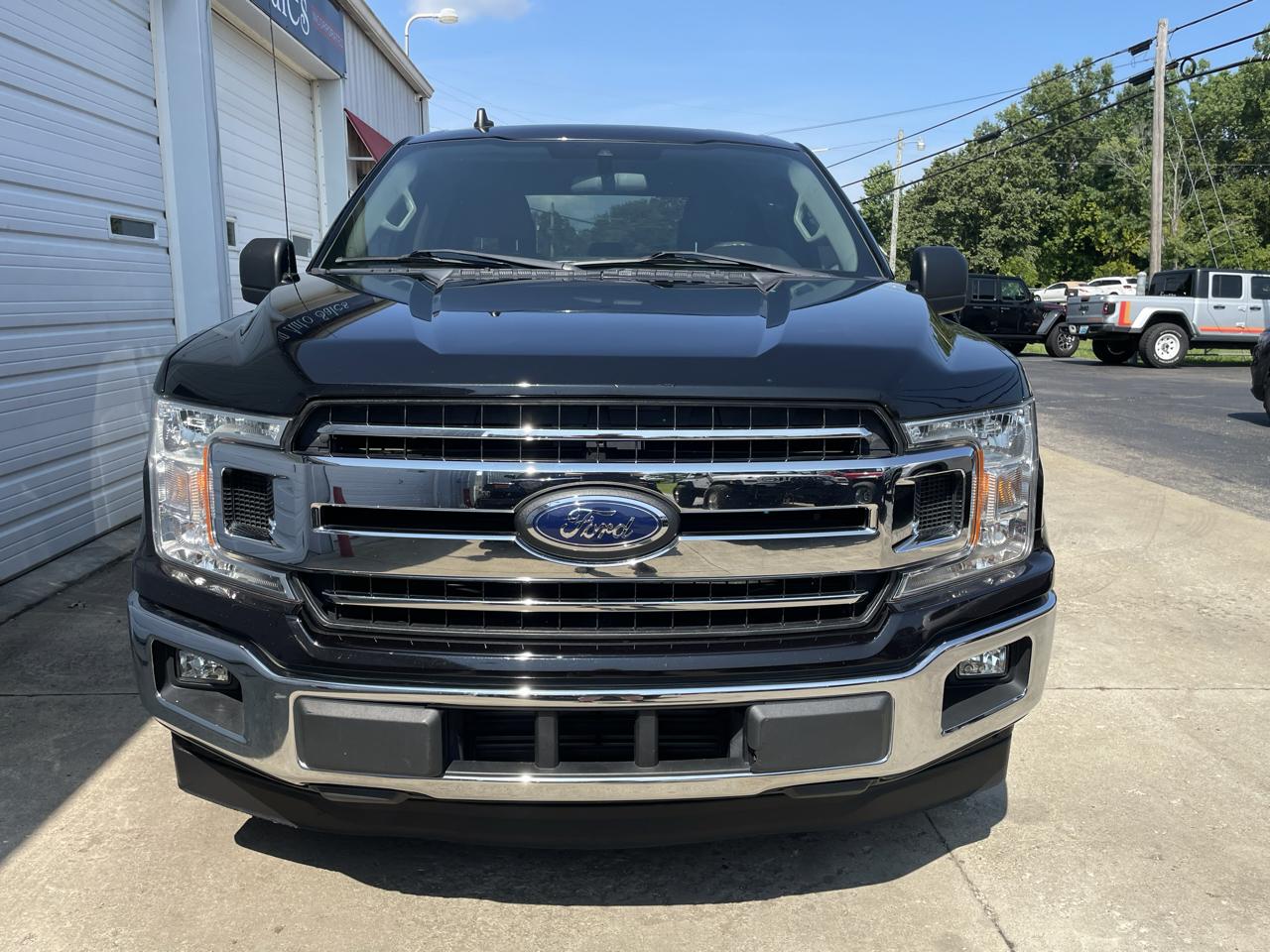 Ford F-150 2WD SuperCrew 145" XLT 2019