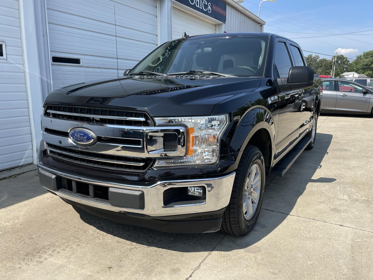 Ford F-150 2WD SuperCrew 145" XLT 2019