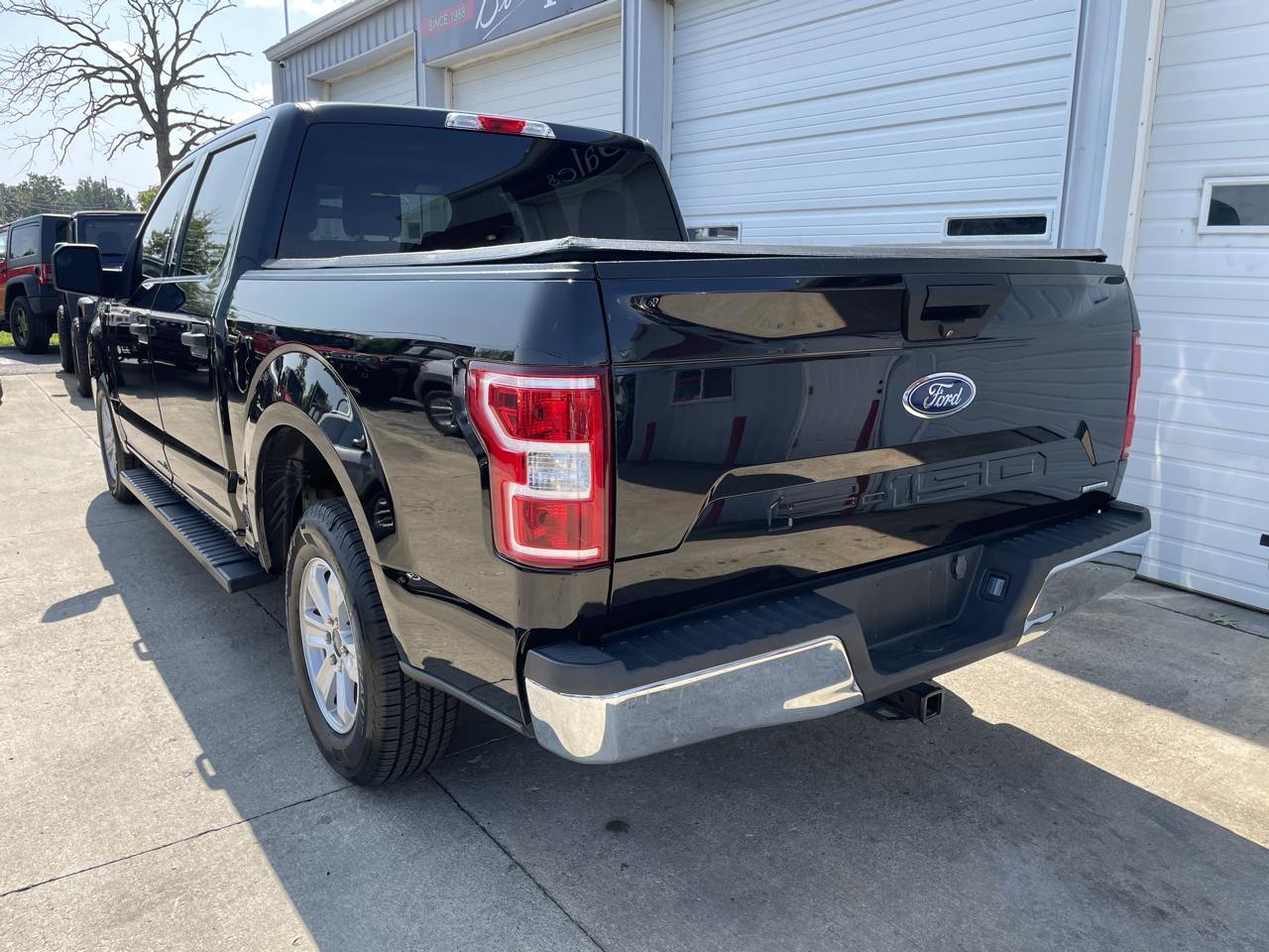 Ford F-150 2WD SuperCrew 145" XLT 2019