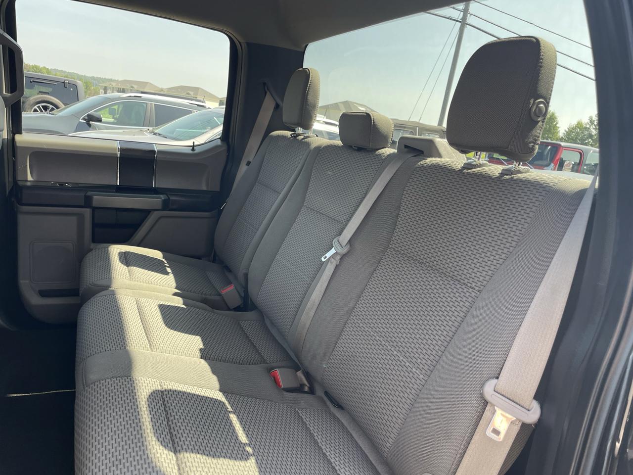 Ford F-150 2WD SuperCrew 145" XLT 2019