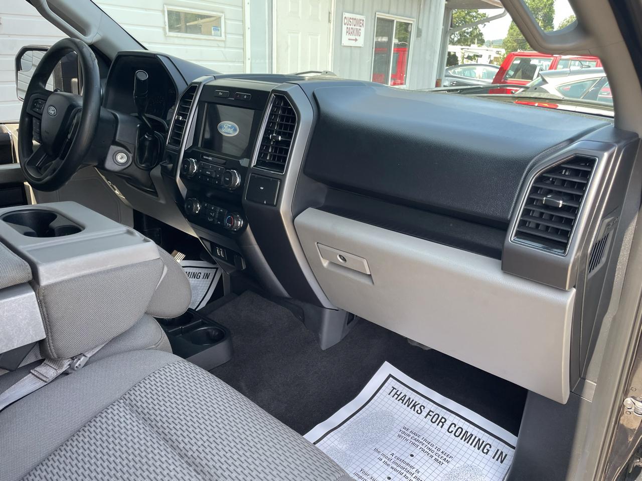 Ford F-150 2WD SuperCrew 145" XLT 2019