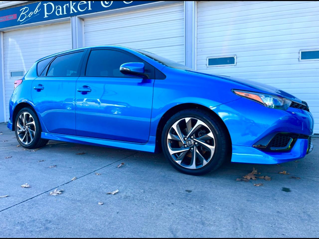 Toyota Corolla iM 4D Hatchback 2017