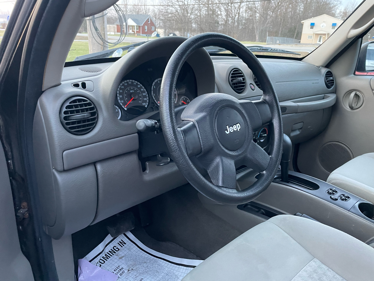 Jeep Liberty Sport 2WD 2006