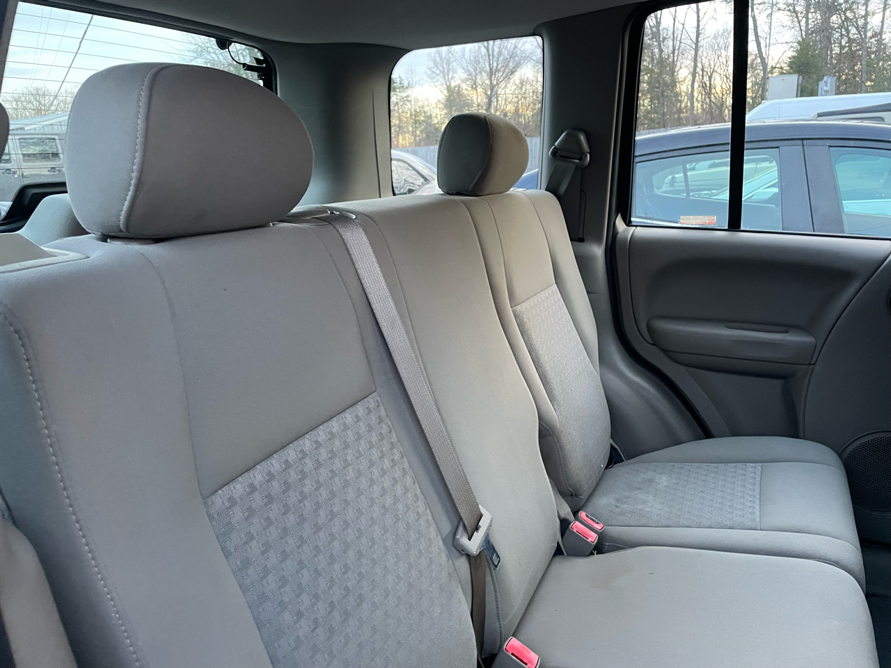 Jeep Liberty Sport 2WD 2006