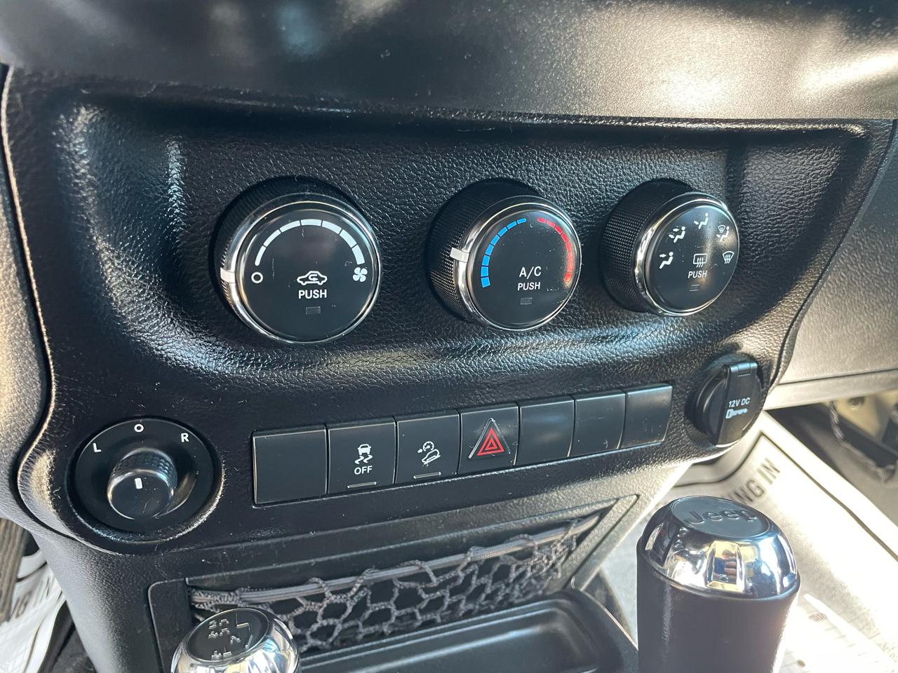 Jeep Wrangler Unlimited Sport 4WD 2017