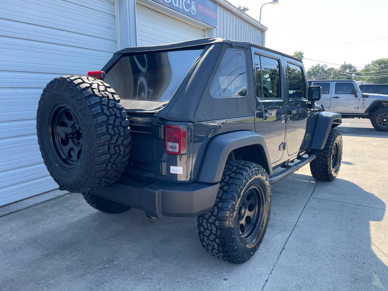 Jeep Wrangler Unlimited Sport 4WD 2016