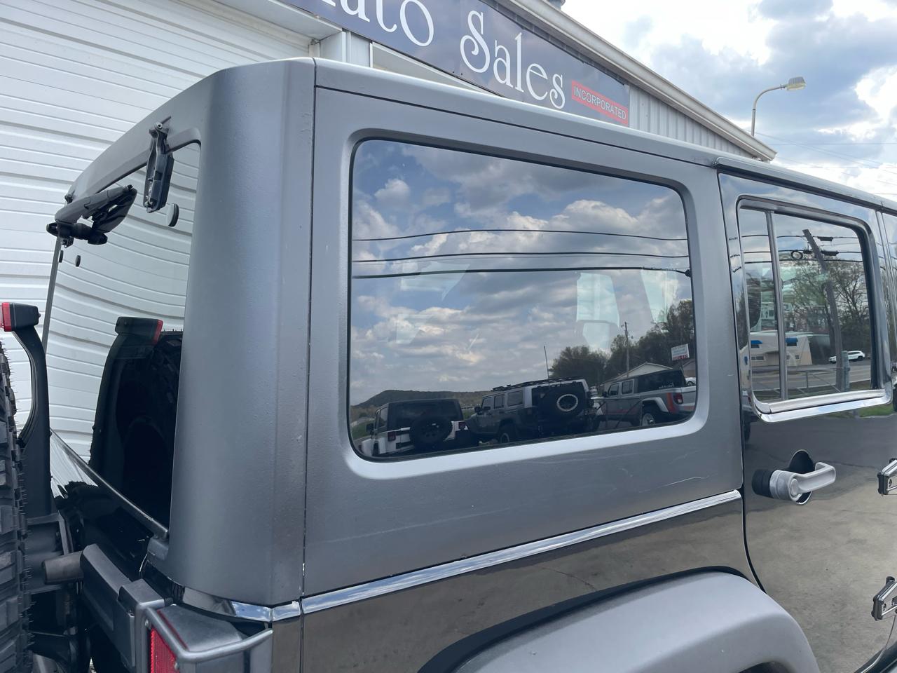 Jeep Wrangler Unlimited Rubicon 4WD 2012