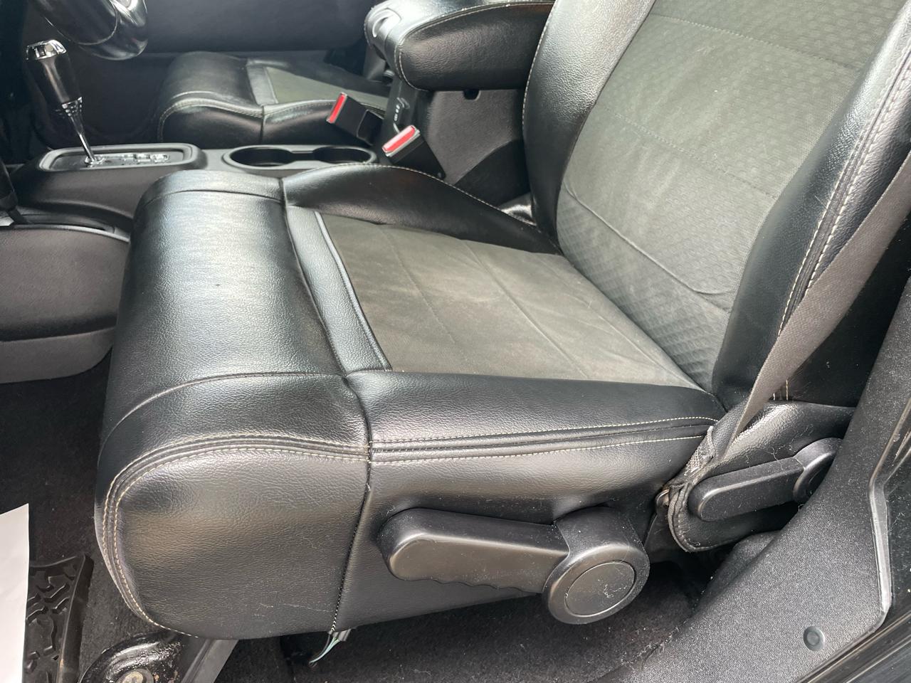 Jeep Wrangler Unlimited Rubicon 4WD 2012