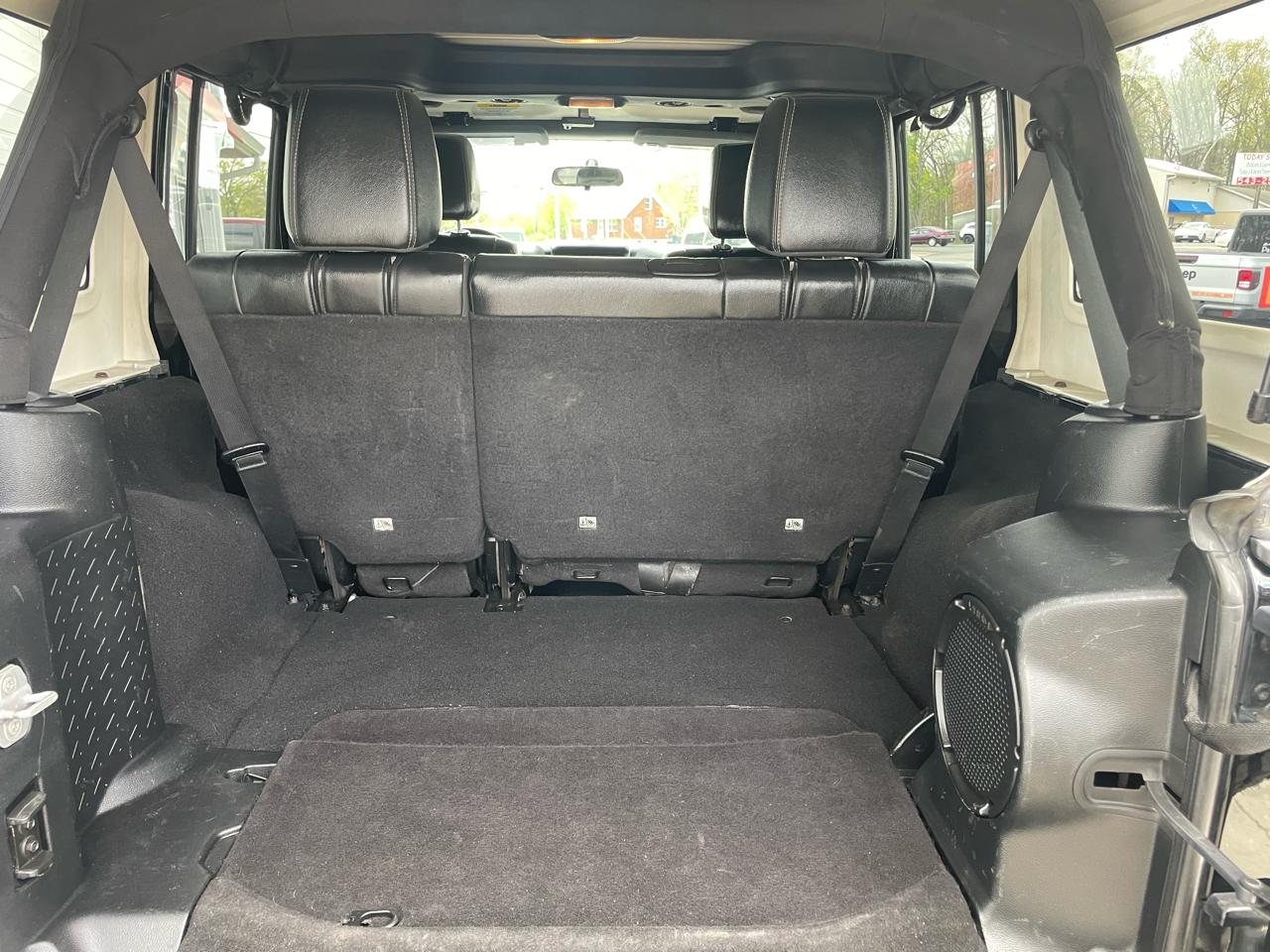 Jeep Wrangler Unlimited Rubicon 4WD 2012