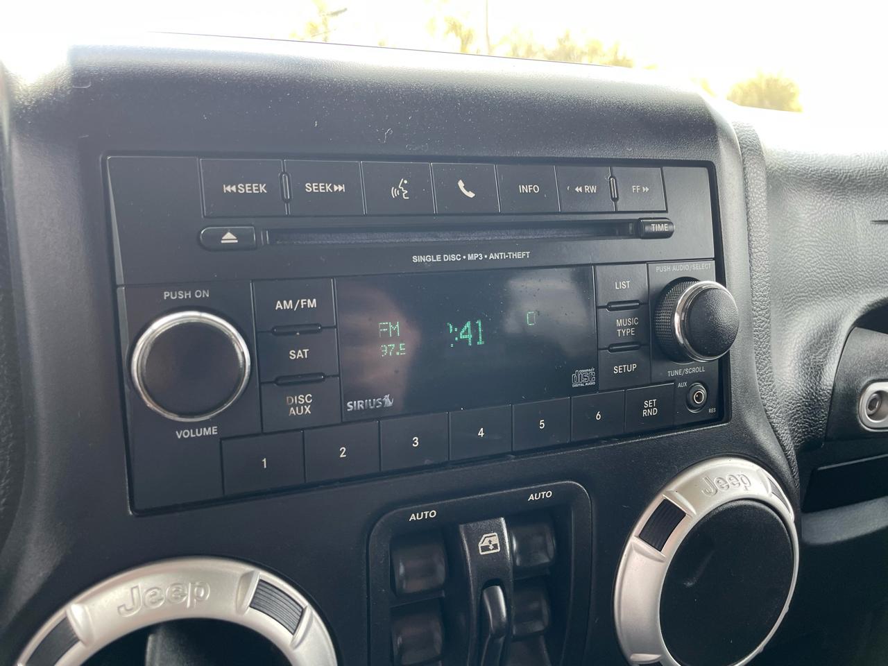 Jeep Wrangler Unlimited Rubicon 4WD 2012