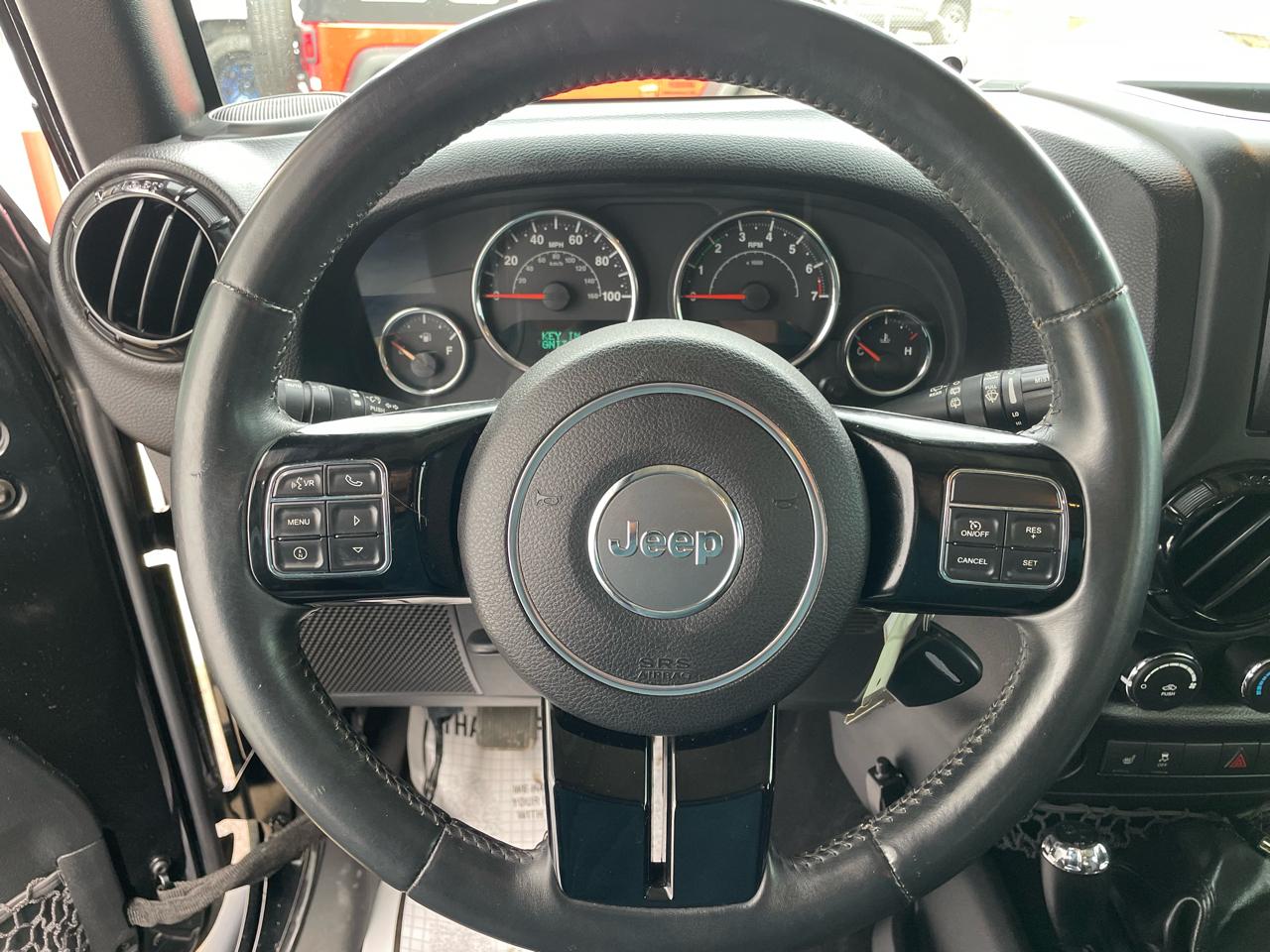 Jeep Wrangler Unlimited Sahara 4WD 2015