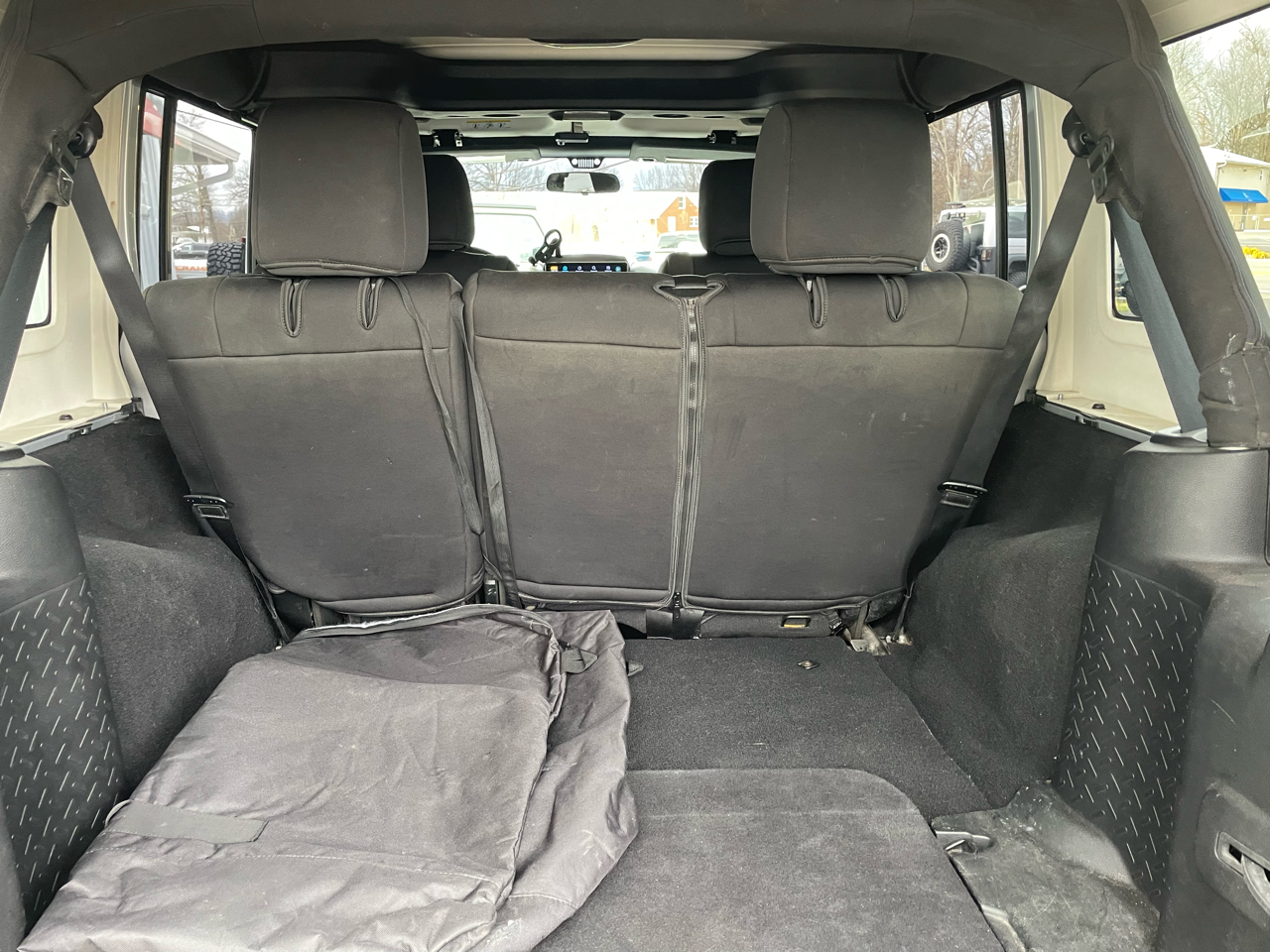 Jeep Wrangler Unlimited Sport 4WD 2012