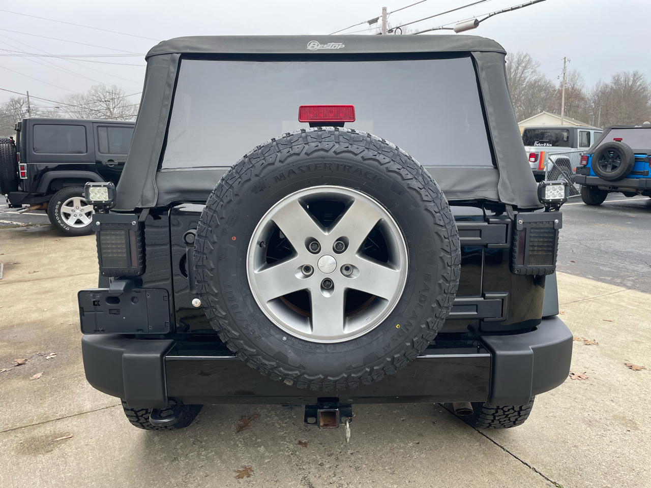 Jeep Wrangler Sahara 4WD 2016