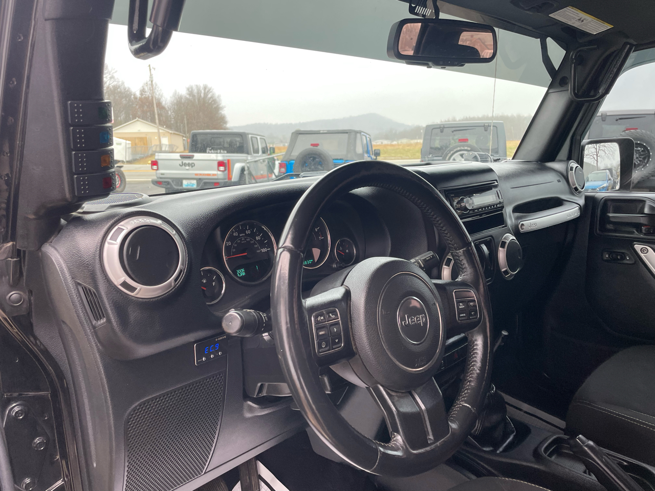 Jeep Wrangler Sahara 4WD 2016