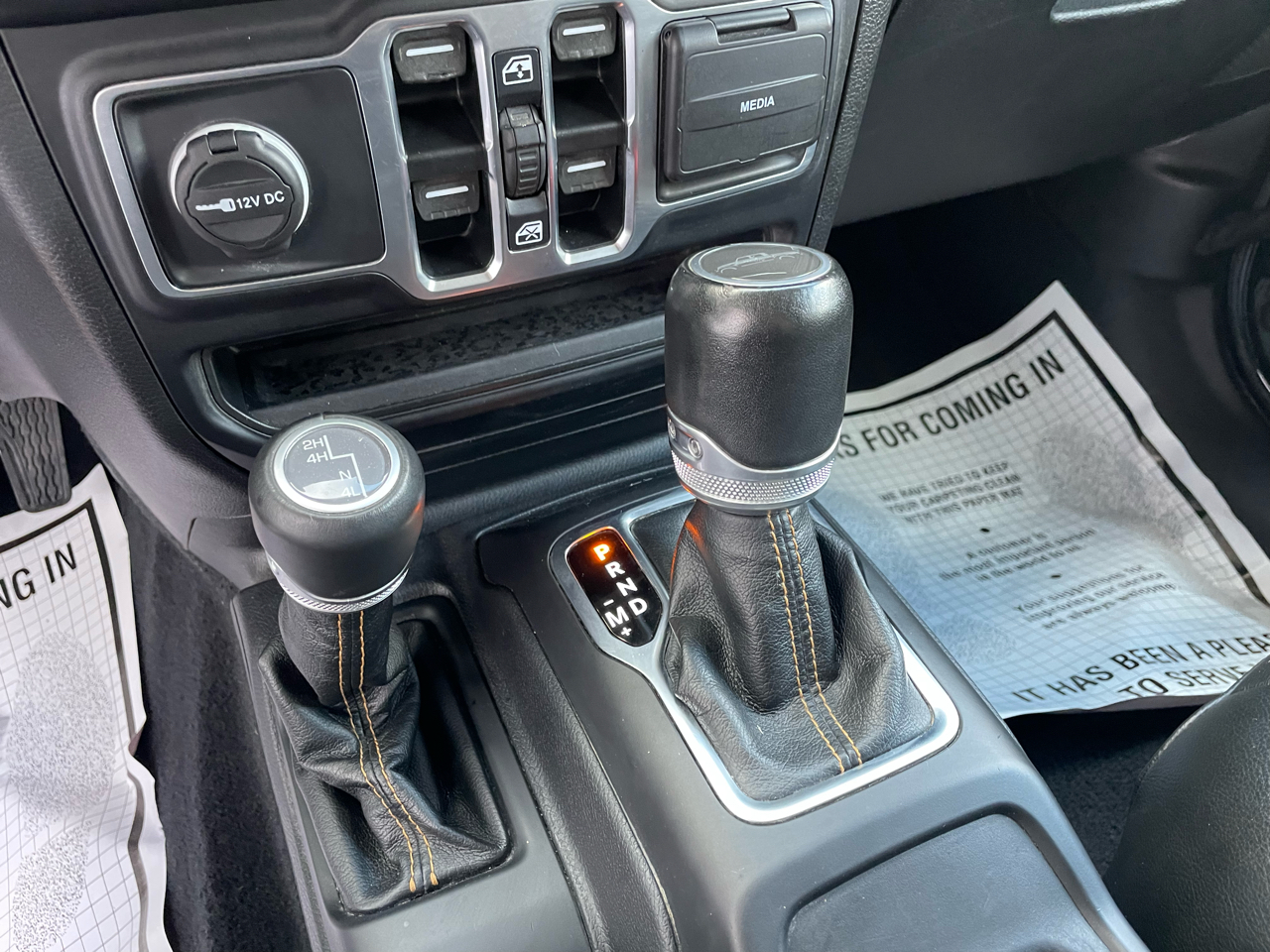 Jeep Gladiator Overland 2023