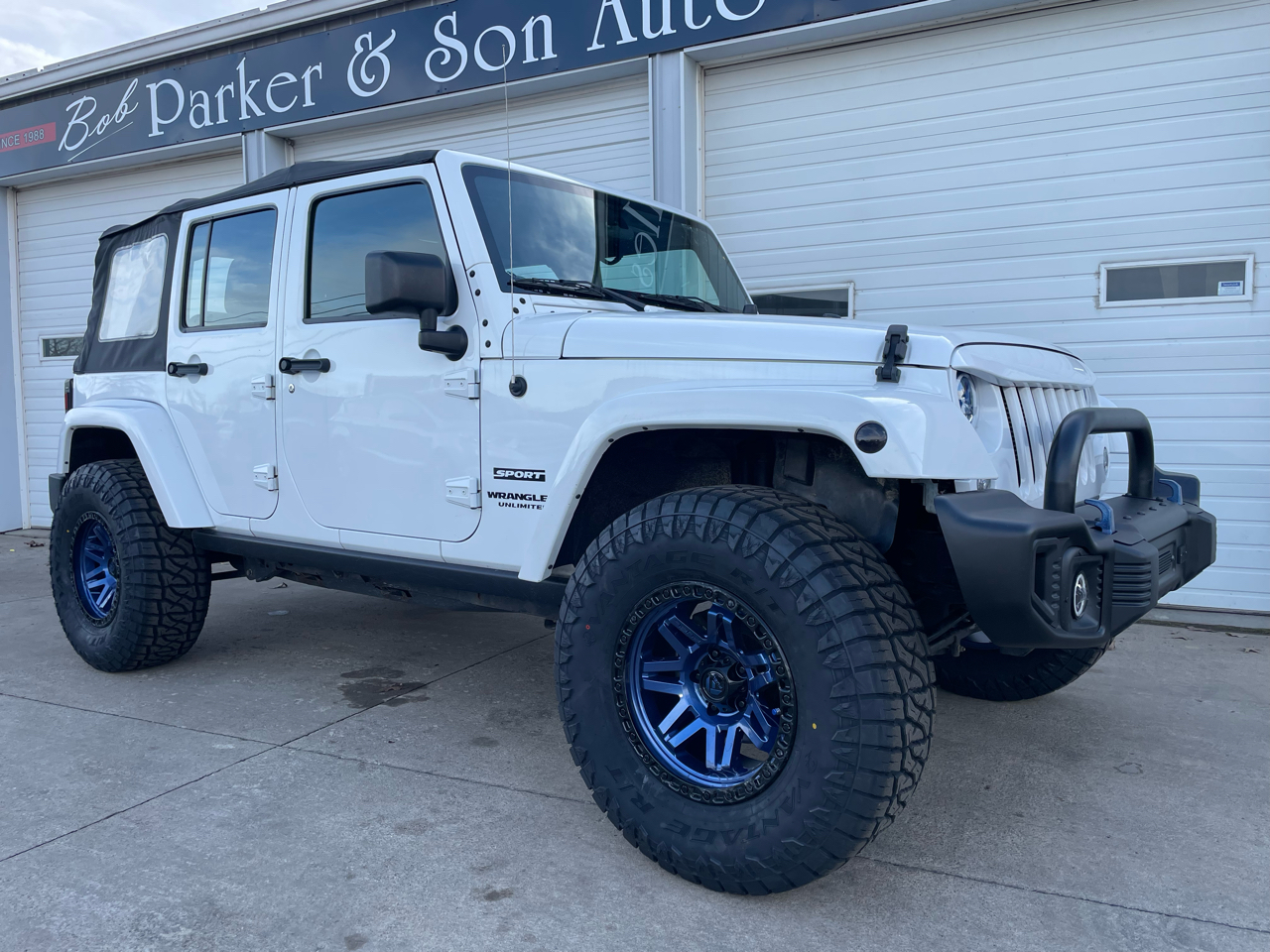 Jeep Wrangler Unlimited Sport 4WD 2017