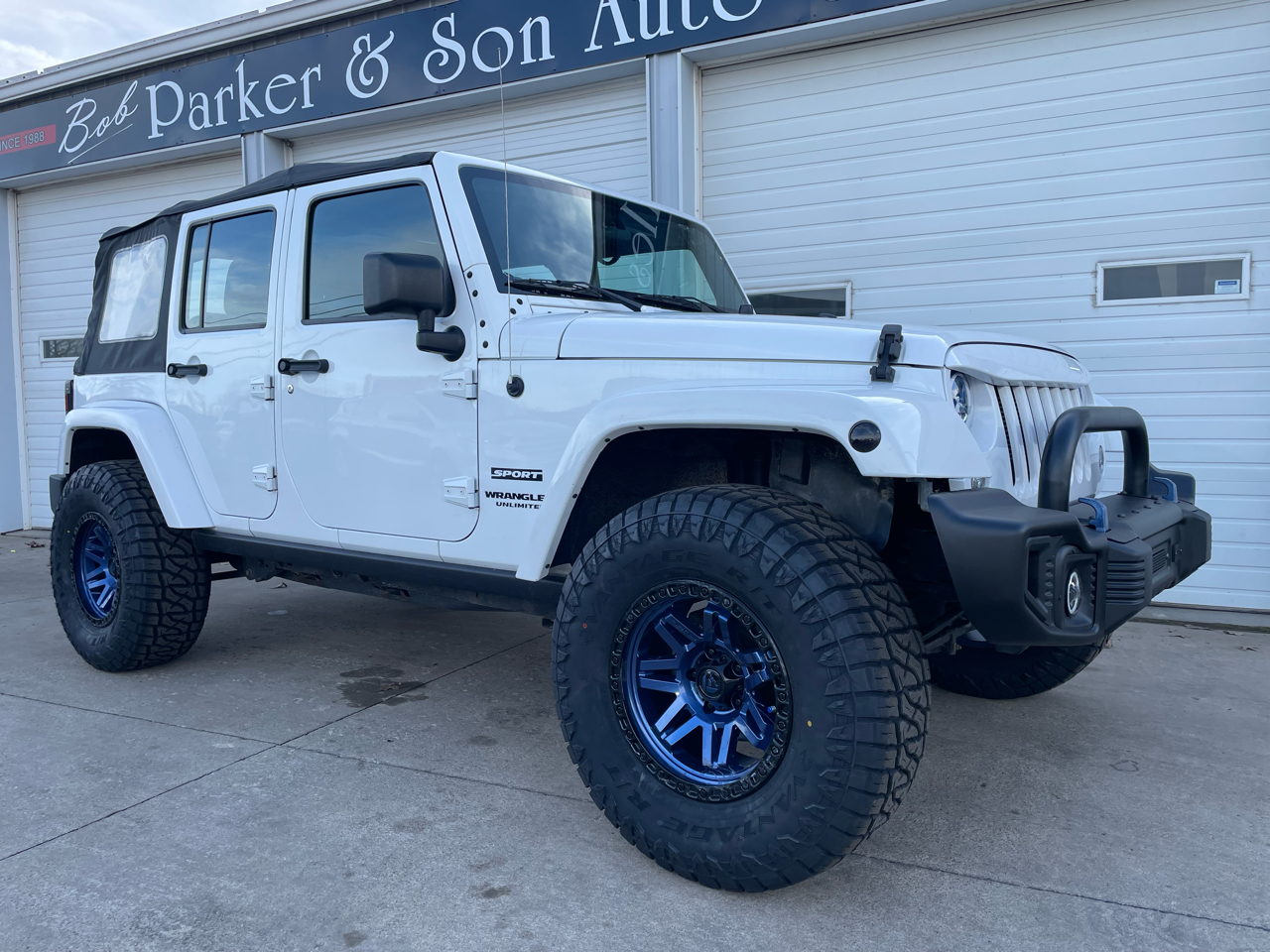 Jeep Wrangler Unlimited Sport 4WD 2017