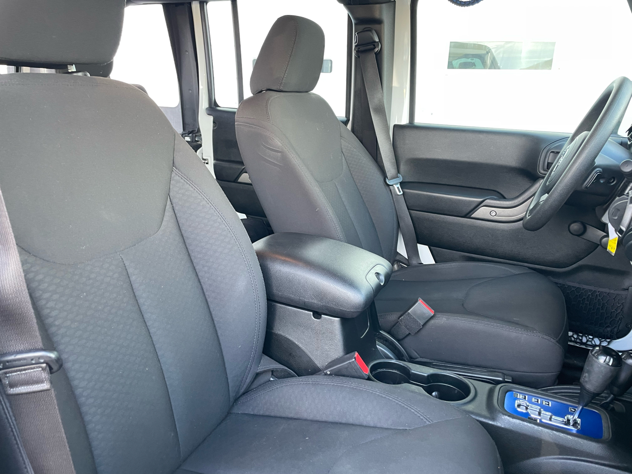 Jeep Wrangler Unlimited Sport 4WD 2017