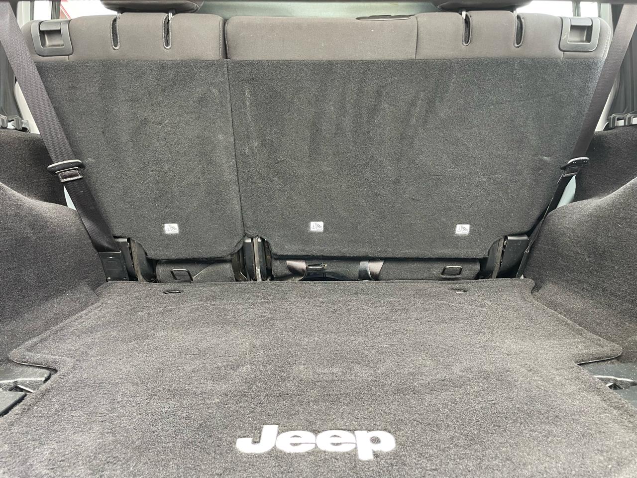 Jeep Wrangler Unlimited Sport 4WD 2017