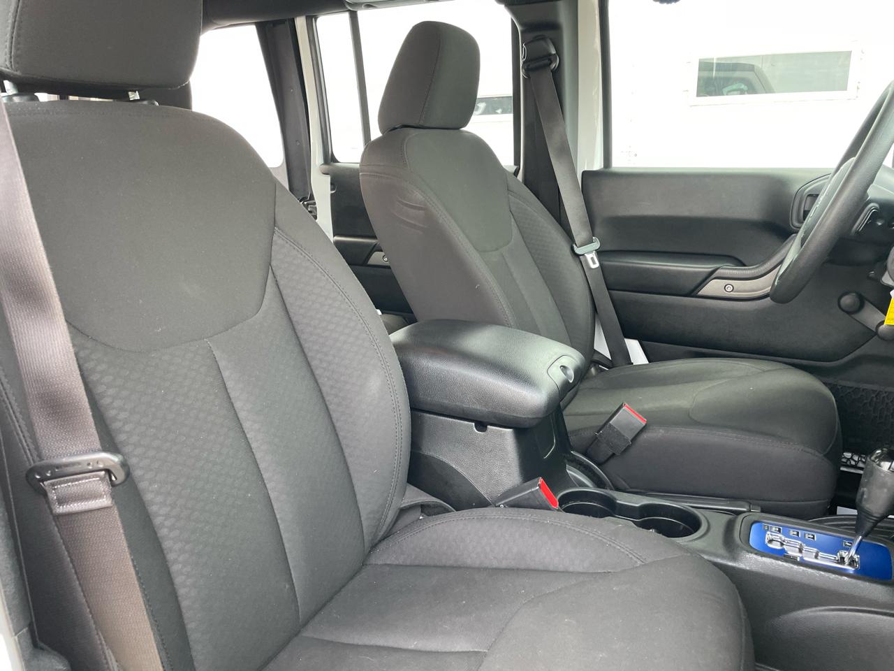 Jeep Wrangler Unlimited Sport 4WD 2017