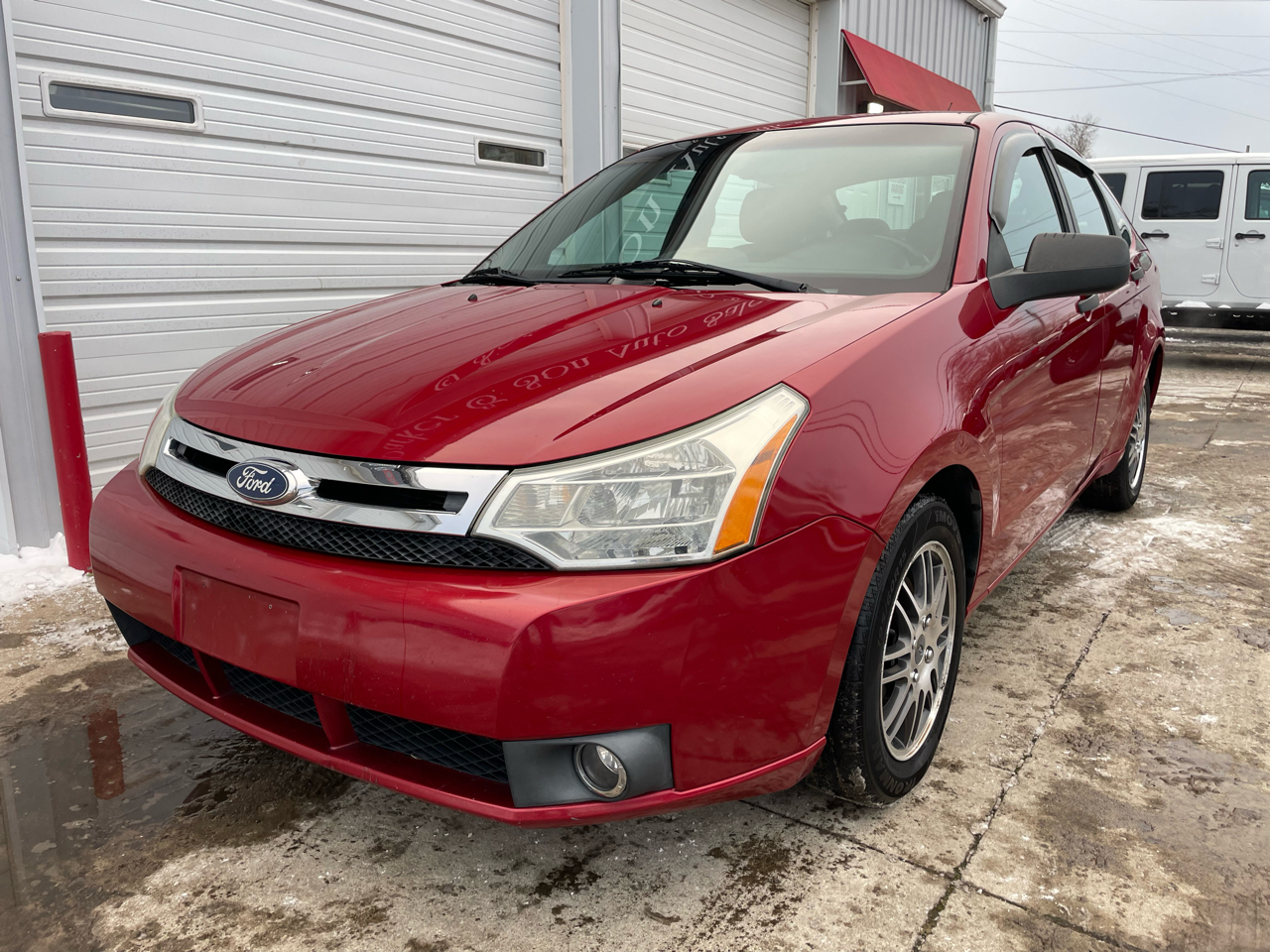Ford Focus SE Sedan 2011