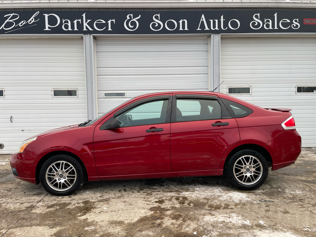Ford Focus SE Sedan 2011