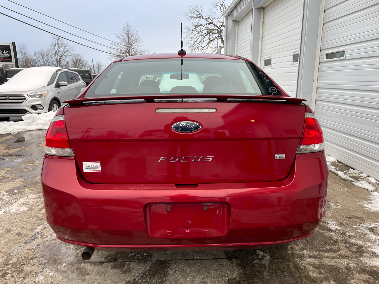 Ford Focus SE Sedan 2011