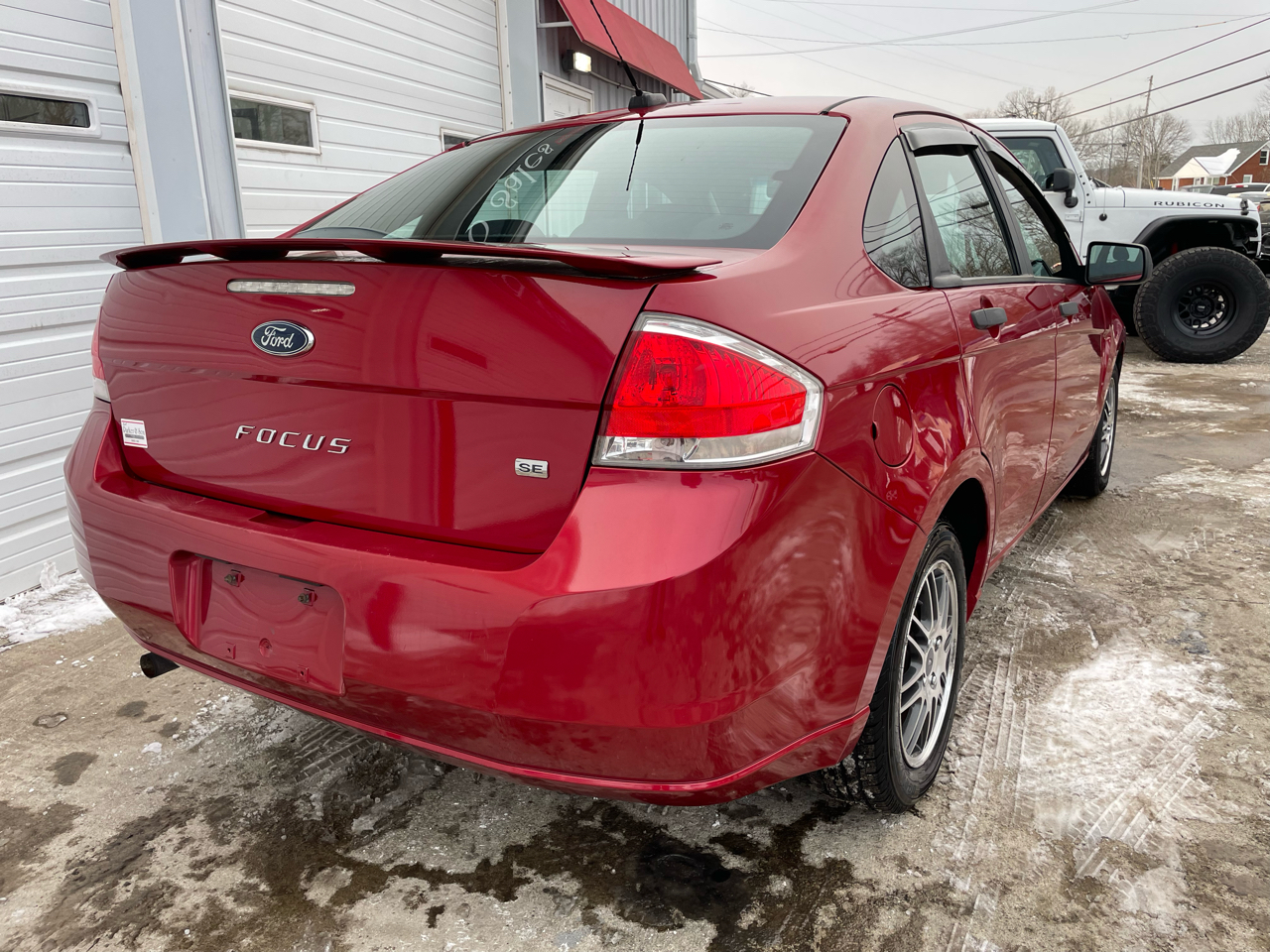 Ford Focus SE Sedan 2011