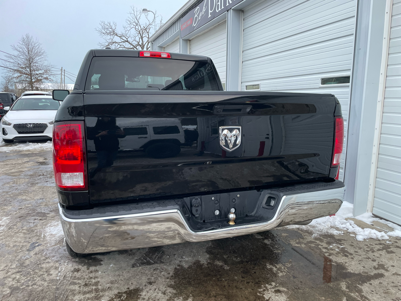 RAM 1500 Classic Tradesman Crew Cab SWB 2WD 2021