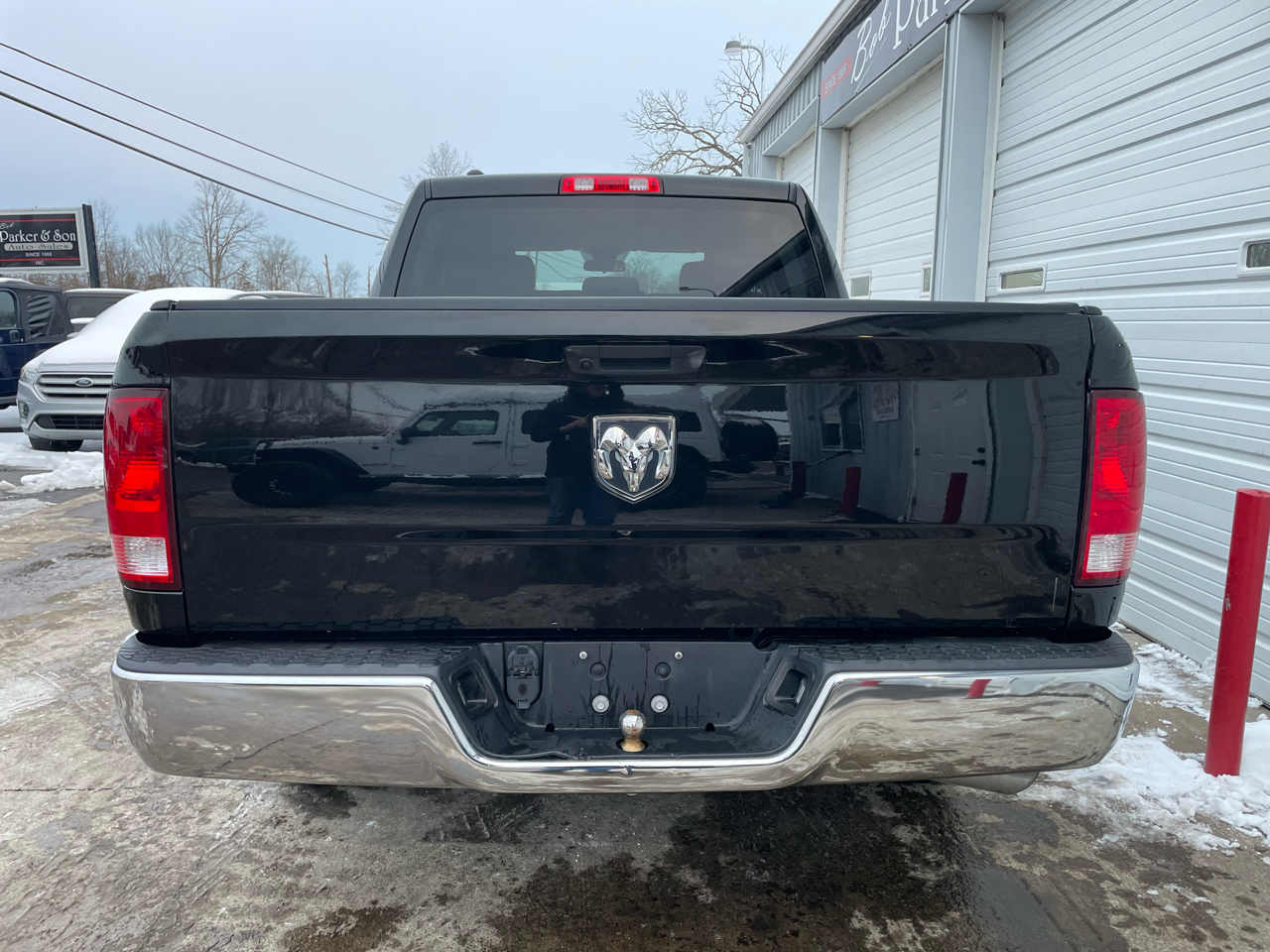 RAM 1500 Classic Tradesman Crew Cab SWB 2WD 2021