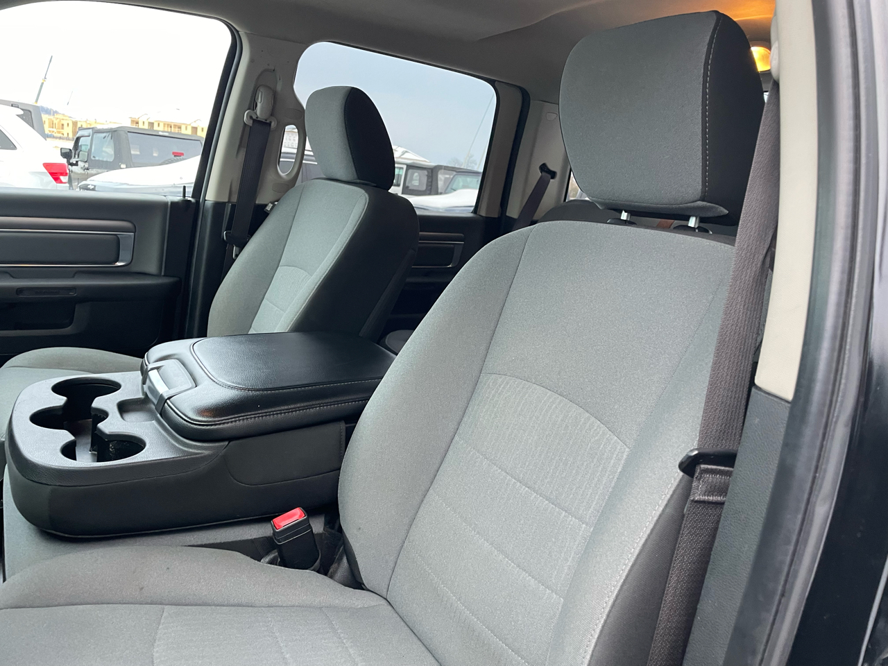 RAM 1500 Classic Tradesman Crew Cab SWB 2WD 2021