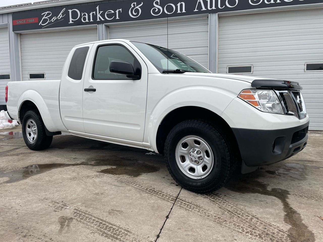 Nissan Frontier S King Cab I4 5MT 2WD 2019