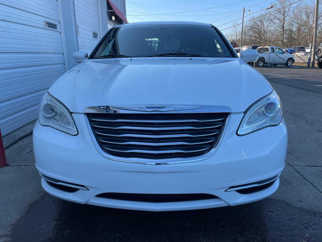 Chrysler 200 Touring 2013