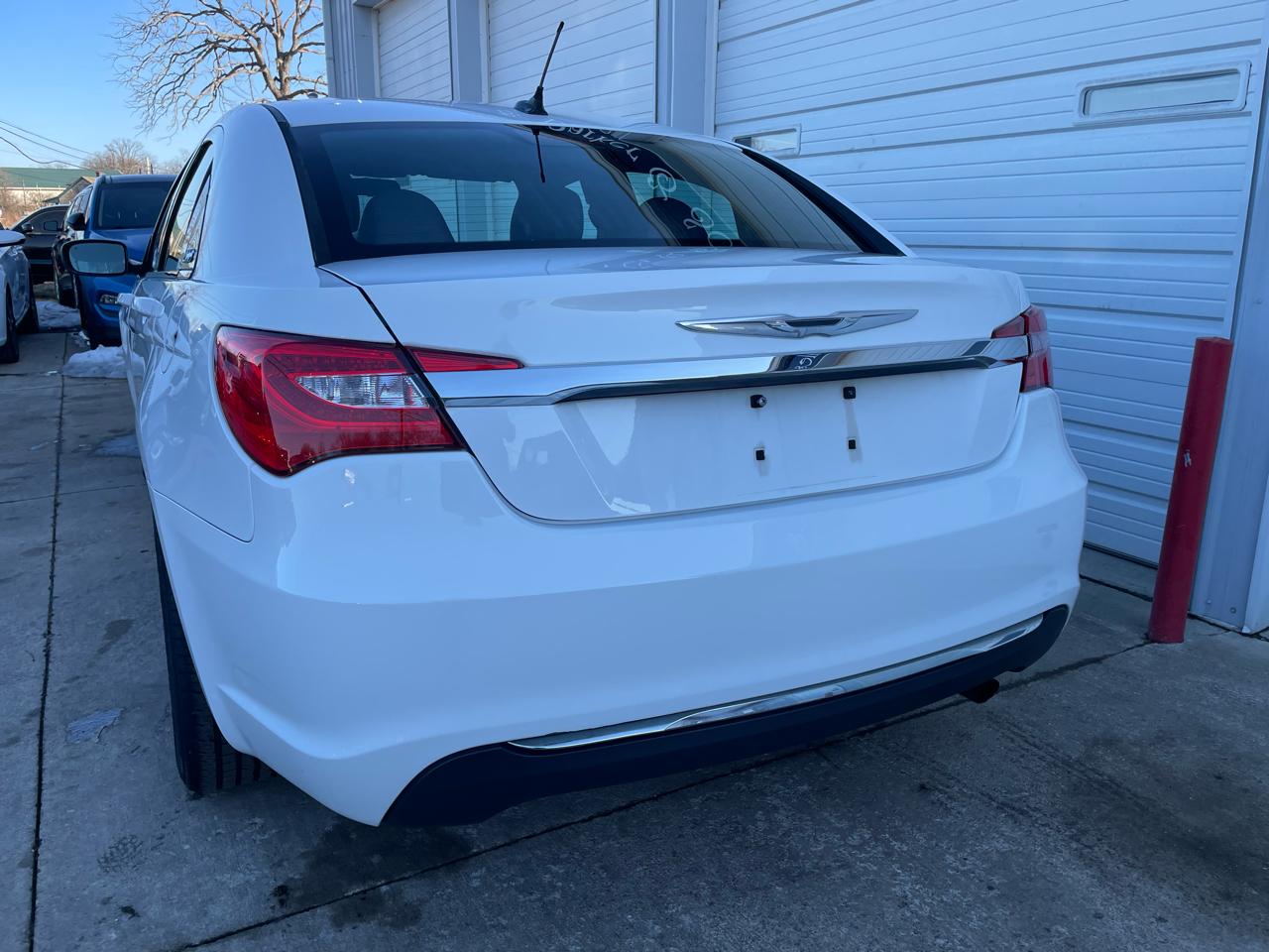 Chrysler 200 Touring 2013