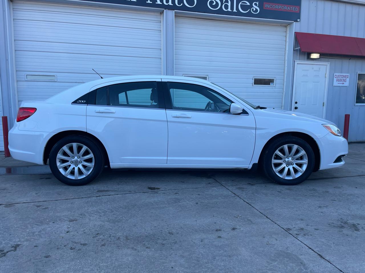 Chrysler 200 Touring 2013