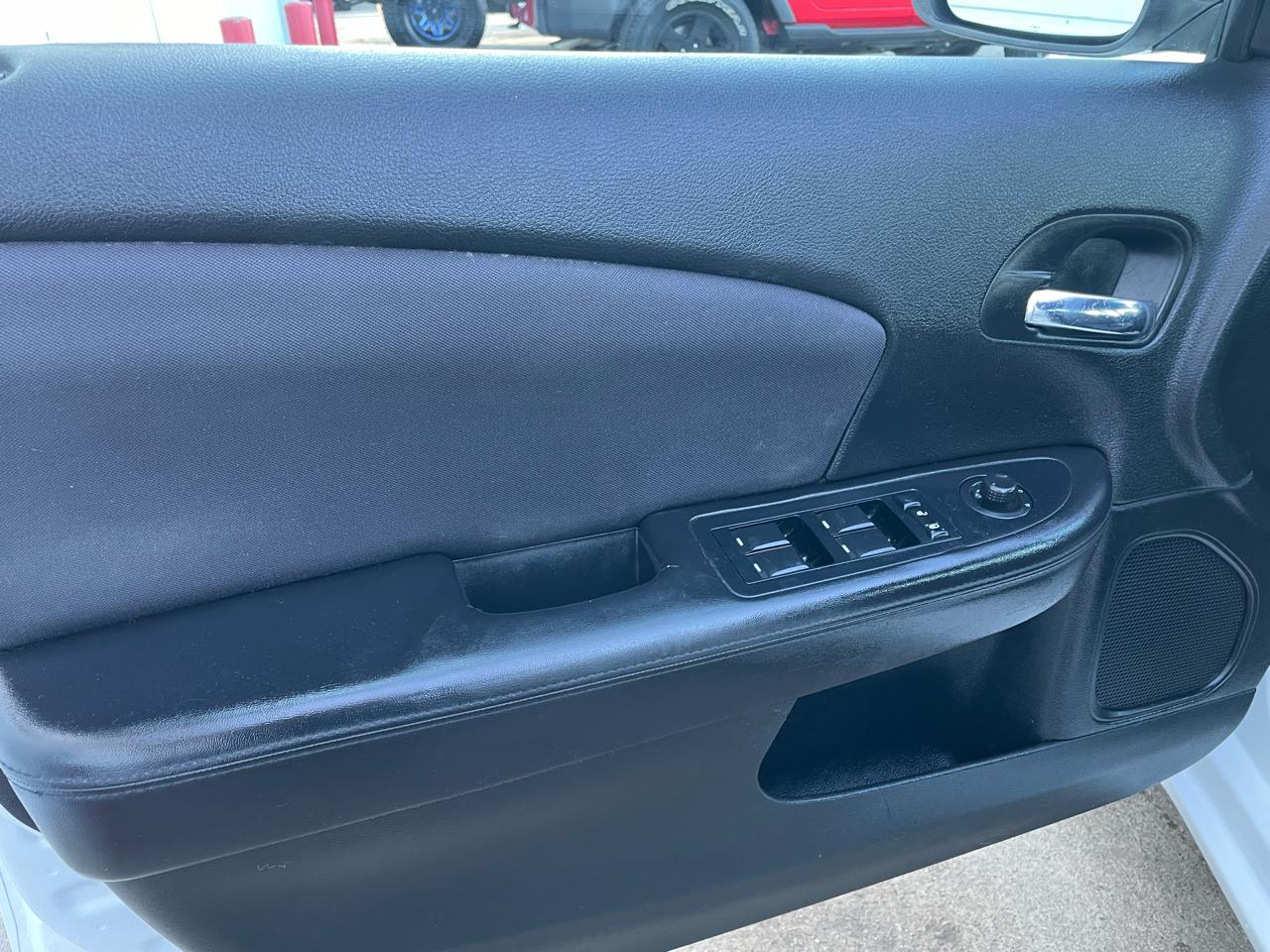 Chrysler 200 Touring 2013