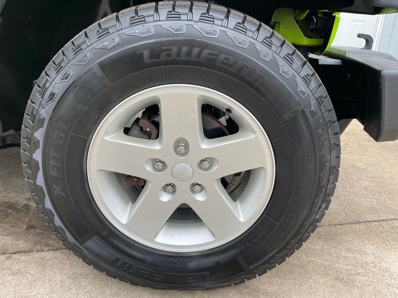 Jeep Wrangler Unlimited Sport 4WD 2012