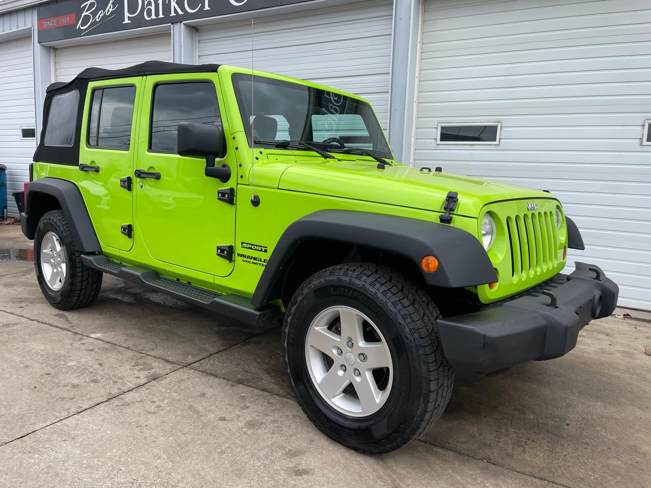 Jeep Wrangler Unlimited Sport 4WD 2012